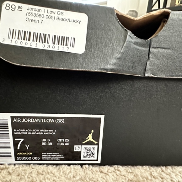 Air Jordan 1 Low - Picture 8 of 9